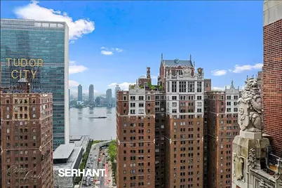320 E 42nd Street #2318, New York City, NY 10017 - Photo 11