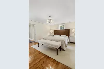 180 Greenway S, New York City, NY 11375 - Photo 19