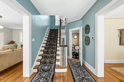 180 Greenway S, New York City, NY 11375 - Photo 15