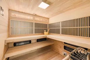 420 E 75th St, New York City, NY 10021 - Photo 19
