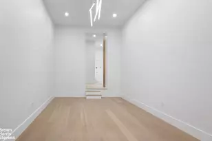 23 Waverly Pl, New York, NY 10003 - Photo 3