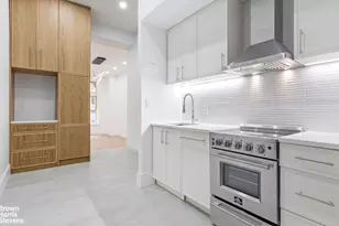23 Waverly Pl, New York, NY 10003 - Photo 5