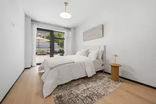 350 W 44th St, New York City, NY 10036 - Photo 7