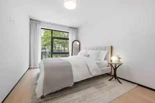 350 W 44th St, New York City, NY 10036 - Photo 5