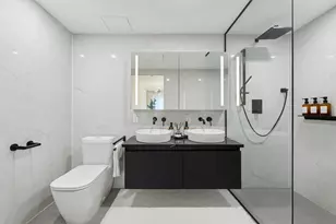 350 W 44th St, New York City, NY 10036 - Photo 9