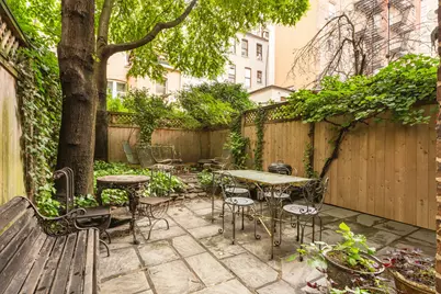 306 W 90th Street #1, New York City, NY 10024 - Photo 9