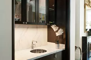 37 Sidney Pl, New York City, NY 11201 - Photo 5