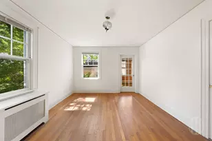 12 Carolina Rd, Douglaston, NY 11362 - Photo 17