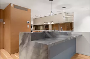 425 E 50th St, New York, NY 10022 - Photo 7