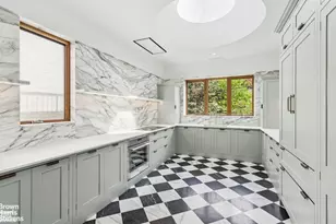 611 2nd St, New York City, NY 11215 - Photo 9