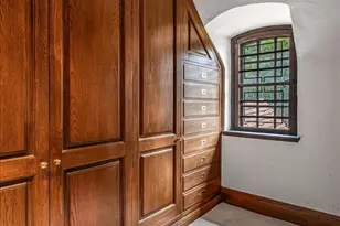 50 Overhill Rd, Forest Hills, NY 11375 - Photo 33