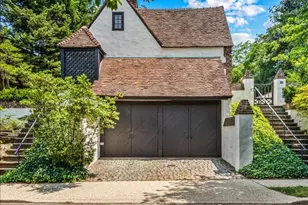 50 Overhill Rd, Forest Hills, NY 11375 - Photo 47