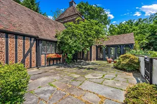50 Overhill Rd, Forest Hills, NY 11375 - Photo 3