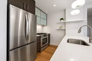 21-45 44th Dr, Long Island City, NY 11101 - Photo 3