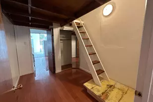 223 Van Brunt St, New York City, NY 11231 - Photo 9