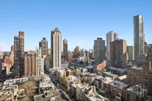 200 E 62nd St, New York, NY 10065 - Photo 5