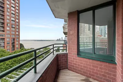 333 Rector Place #808, New York City, NY 10280 - Photo 3