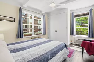 345 W 55th St, New York City, NY 10019 - Photo 9