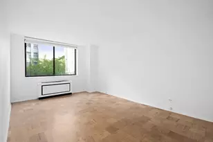 275 W 96th St, New York, NY 10025 - Photo 5