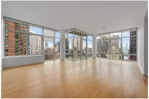 310 E 53rd St, New York City, NY 10022 - Photo 1