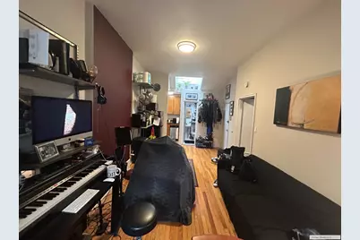 110 E 61st Street #4A, New York City, NY 10021 - Photo 5
