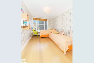 498 W End Avenue #11A, New York City, NY 10024 - Photo 9