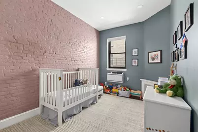 329 W 89th Street #3, New York, NY 10024 - Photo 7