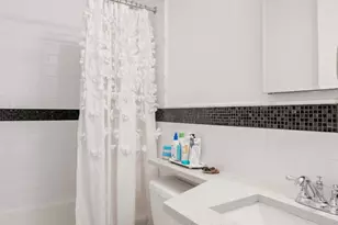 30 W 61st St, New York, NY 10023 - Photo 7