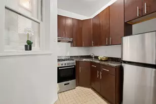 331 E 92nd St, New York City, NY 10128 - Photo 3