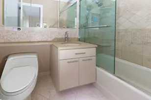 300 E 40th St, New York City, NY 10016 - Photo 7
