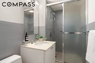 20 E 9th Street #7V, New York, NY 10003 - Photo 11