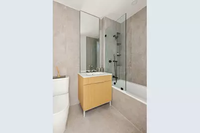183 Mc Guinness Boulevard #6C, Brooklyn, NY 11222 - Photo 7
