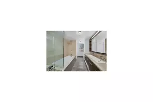 225 Rector Pl, New York City, NY 10280 - Photo 9
