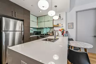 21-45 44th Dr, Long Island City, NY 11101 - Photo 7