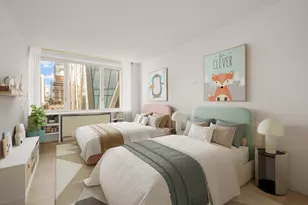 322 W 57th St, New York City, NY 10019 - Photo 7