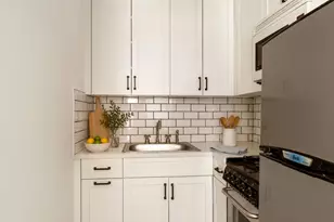 31 Jane St, New York City, NY 10014 - Photo 5