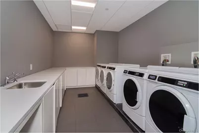 77 Charlton Street #S12D, New York City, NY 10014 - Photo 31