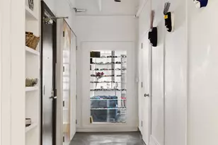 335 W 38th St, New York, NY 10018 - Photo 13
