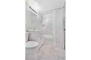 333 W 56th St, New York City, NY 10019 - Photo 9