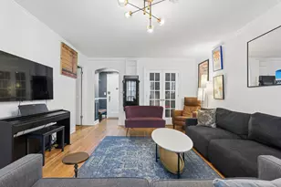 333 W 56th St, New York City, NY 10019 - Photo 3