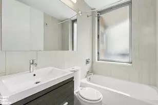 500 W 43rd St, New York, NY 10036 - Photo 5