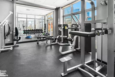 500 W 43rd Street #15J, New York, NY 10036 - Photo 7