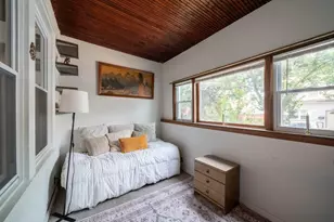 414 E 239th St, New York City, NY 10470 - Photo 7