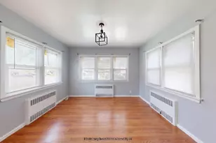 134-20 242nd St, New York City, NY 11422 - Photo 11