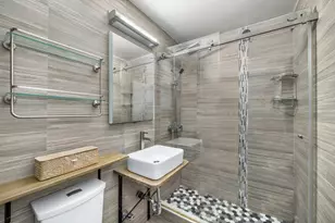 140 7th Ave, New York City, NY 10011 - Photo 7