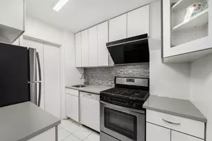 140 7th Ave, New York City, NY 10011 - Photo 5