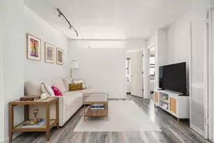 140 7th Ave, New York City, NY 10011 - Photo 1