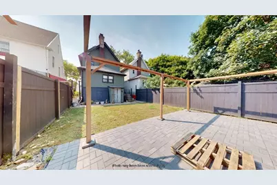 9415 Farragut Road, New York City, NY 11236 - Photo 19