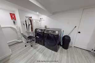 9415 Farragut Rd, New York City, NY 11236 - Photo 17