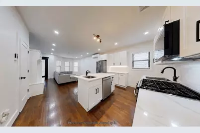 9415 Farragut Road, New York City, NY 11236 - Photo 9
